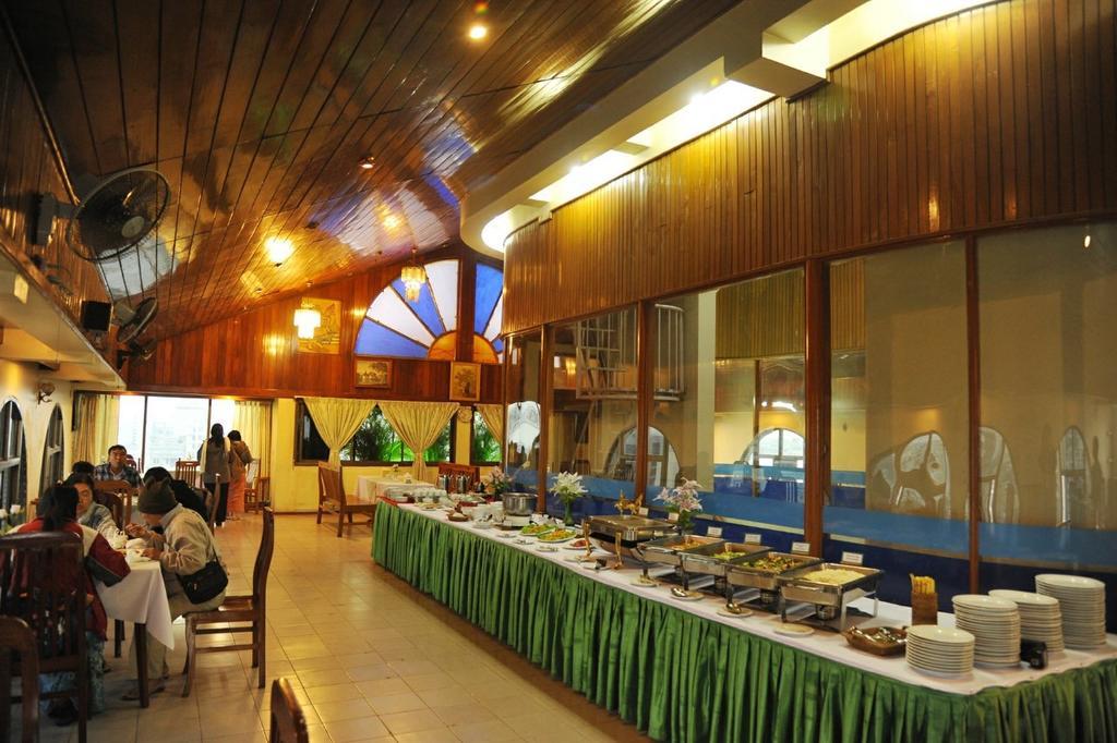 Silver Swan Hotel มัณฑะเลย์ ภายนอก รูปภาพ